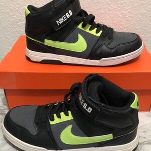 NIKE Mogan Mid 2  high Top Sneakers